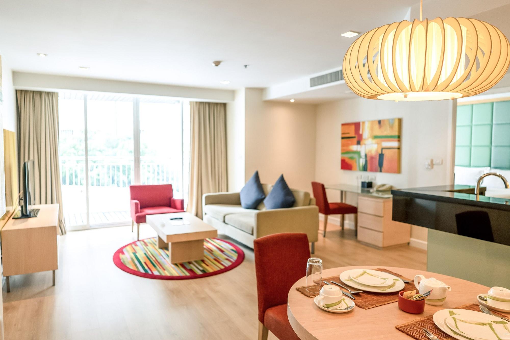 Urbana Langsuan - Sha Extra Hotel