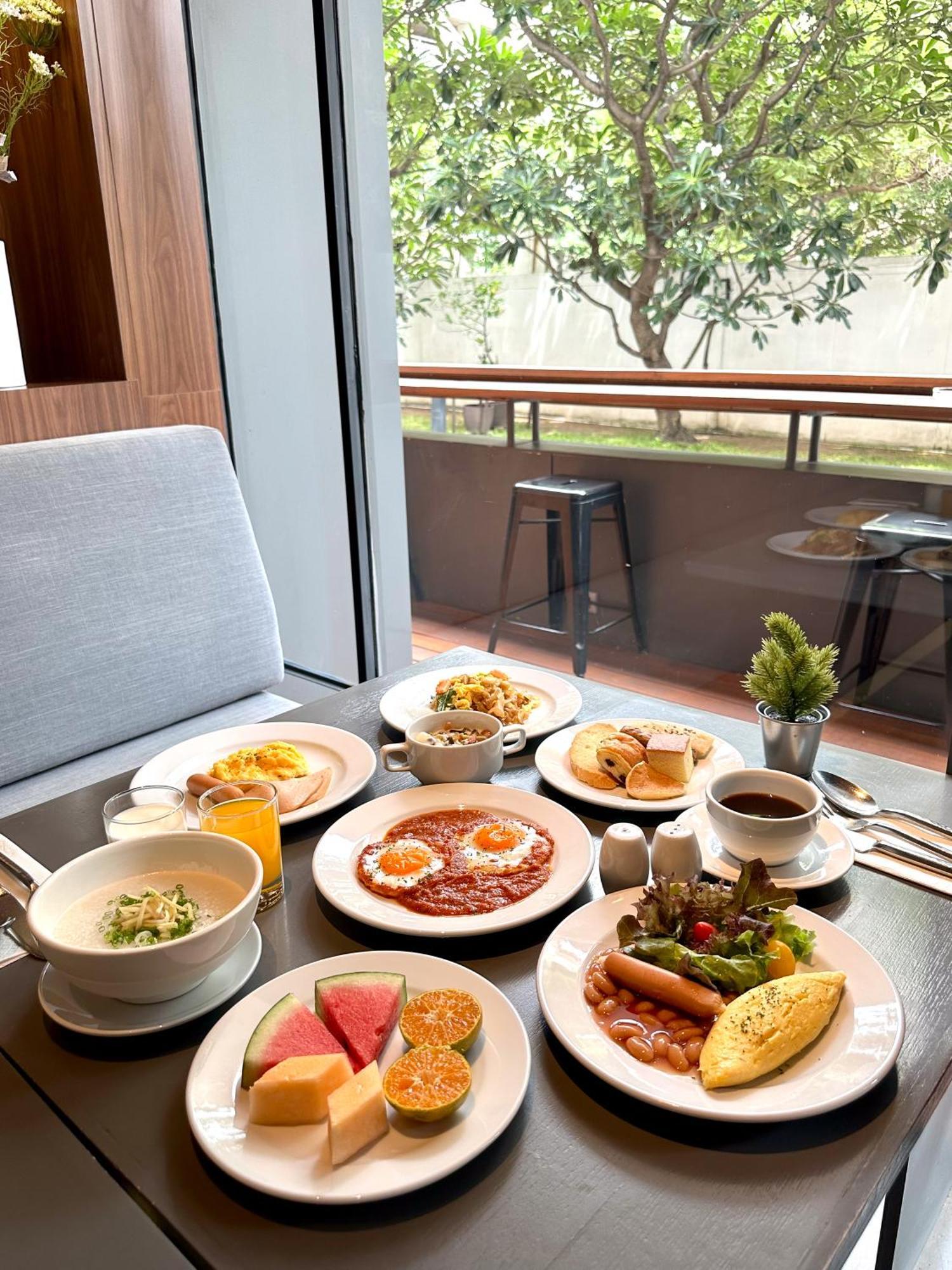 Hotel Urbana Langsuan - Sha Extra Bangkok