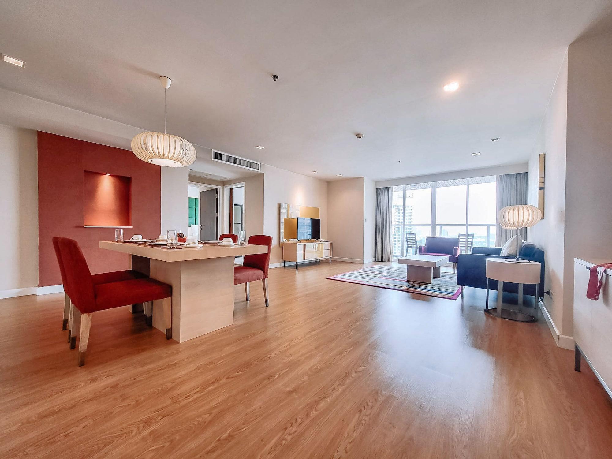 Urbana Langsuan Отель 5*